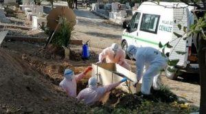Mezarlıklar Müdürü uyardı: 26 kişi coronadan öldü, aşı olun