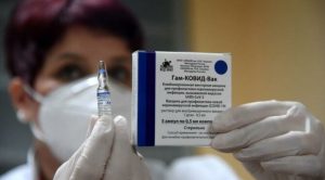 Rusya'dan sevindiren haber: Aşılar Omicron’a karşı tam koruma sağlıyor