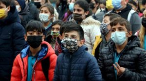Uzman isim uyardı: Okullarda 'maske' tehlikesi
